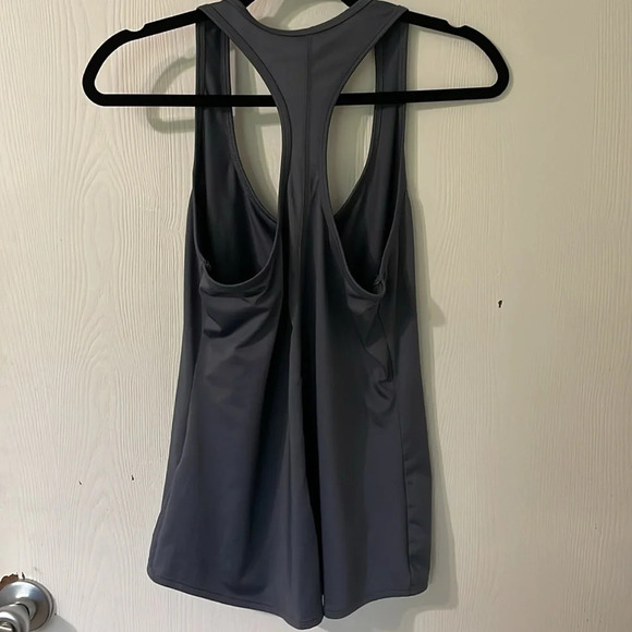 Pony razor back workout tank size medium - Picture 2 of 4